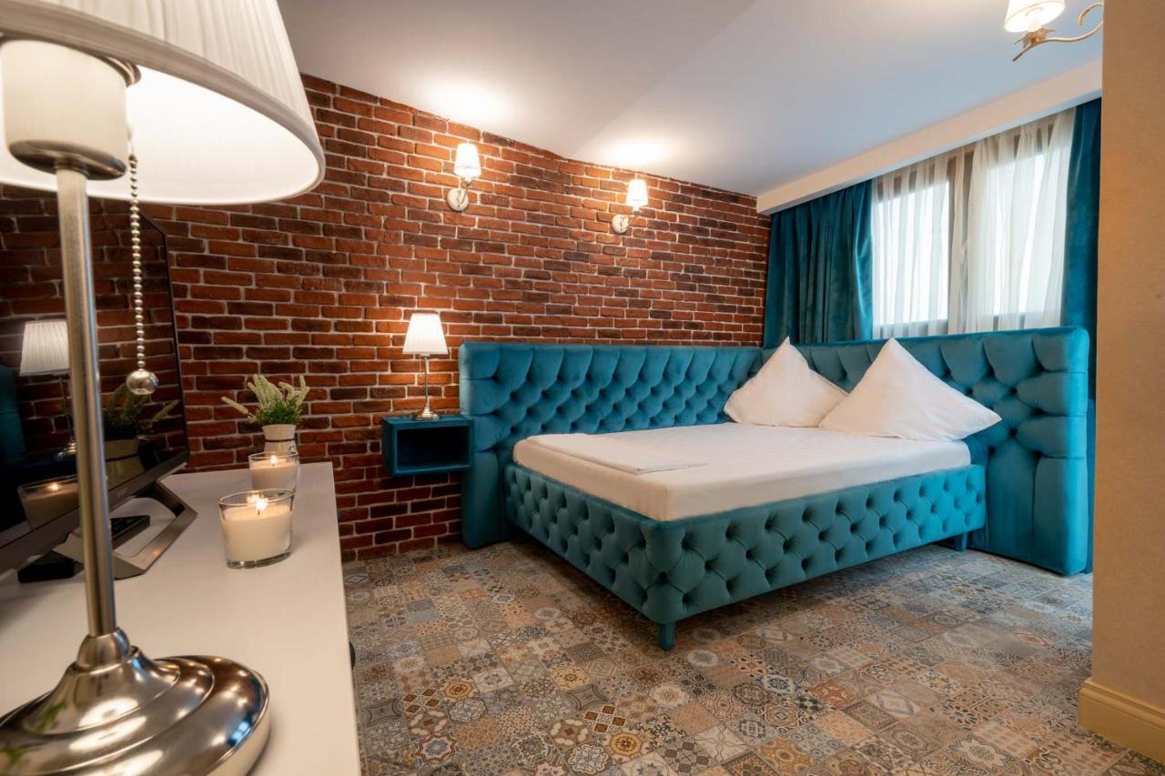 Hotel Casa Fiori Bukarest Kültér fotó