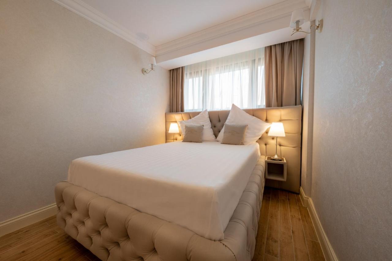 Hotel Casa Fiori Bukarest Kültér fotó