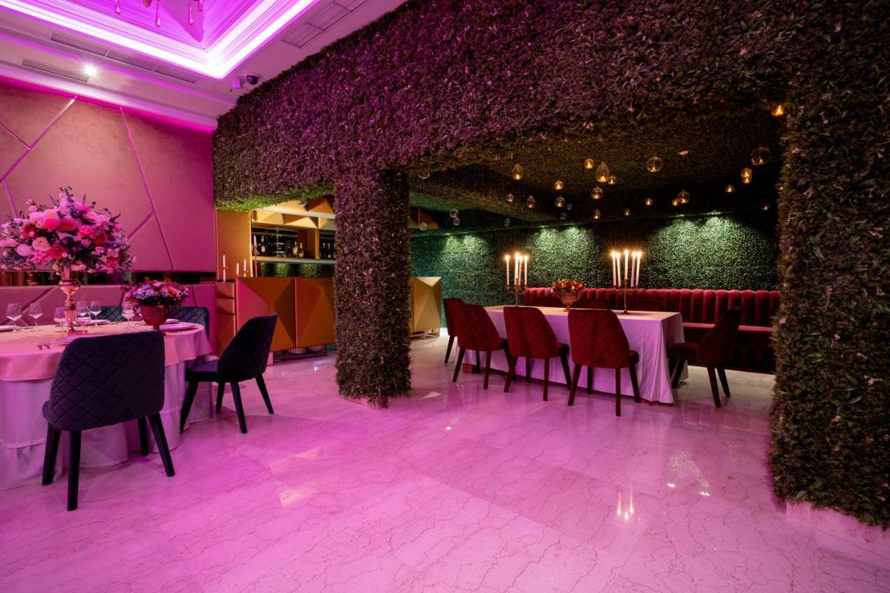 Hotel Casa Fiori Bukarest Kültér fotó